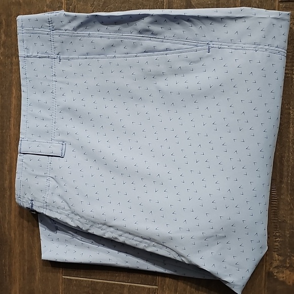 New Callaway Men's Blue Patterned Golf Shorts - sz 36 - Picture 5 of 5